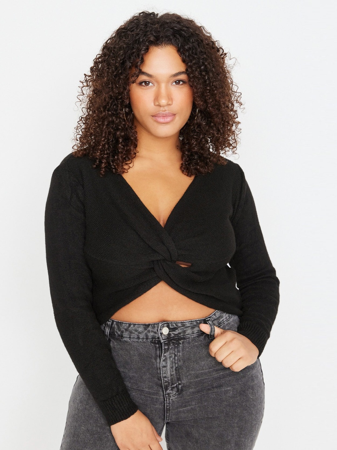 

Trendyol Plus Size V-Neck Twisted Fitted Top, Black
