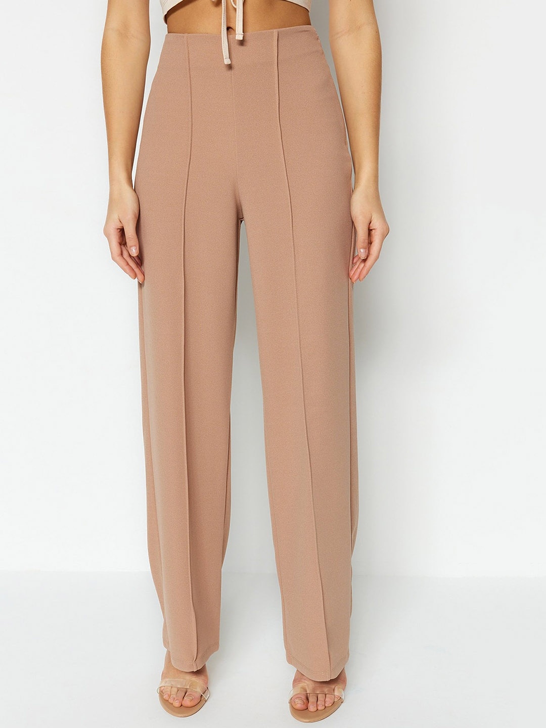 

Trendyol Women Mid-Rise Pleated Parallel Trousers, Beige