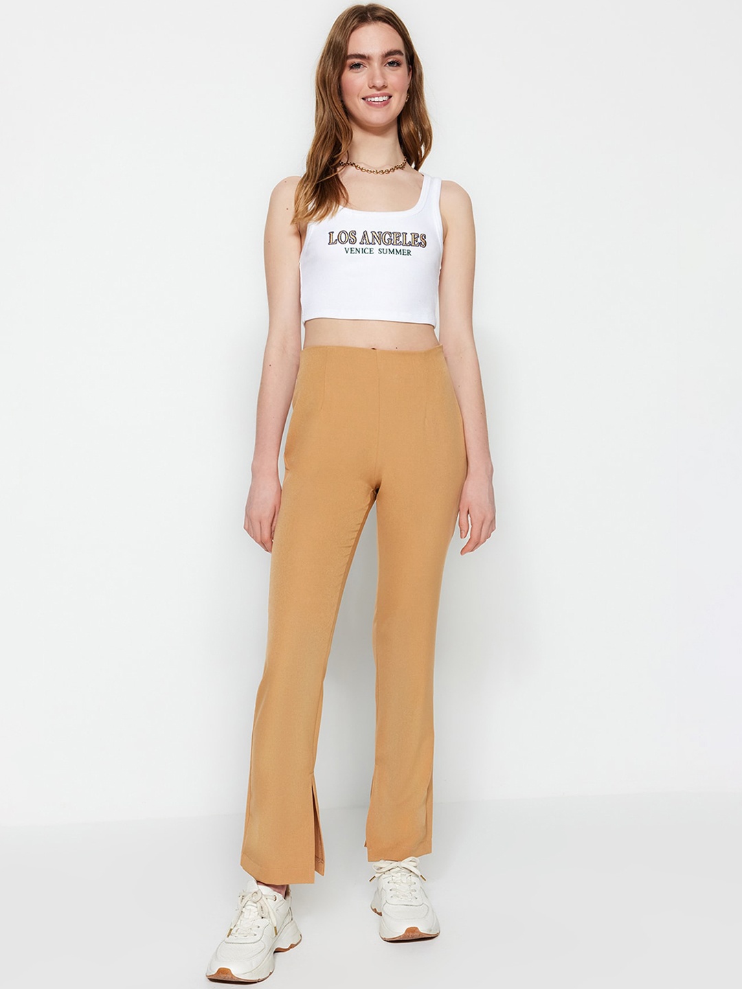 

Trendyol Women Regular Fit Trousers, Camel brown