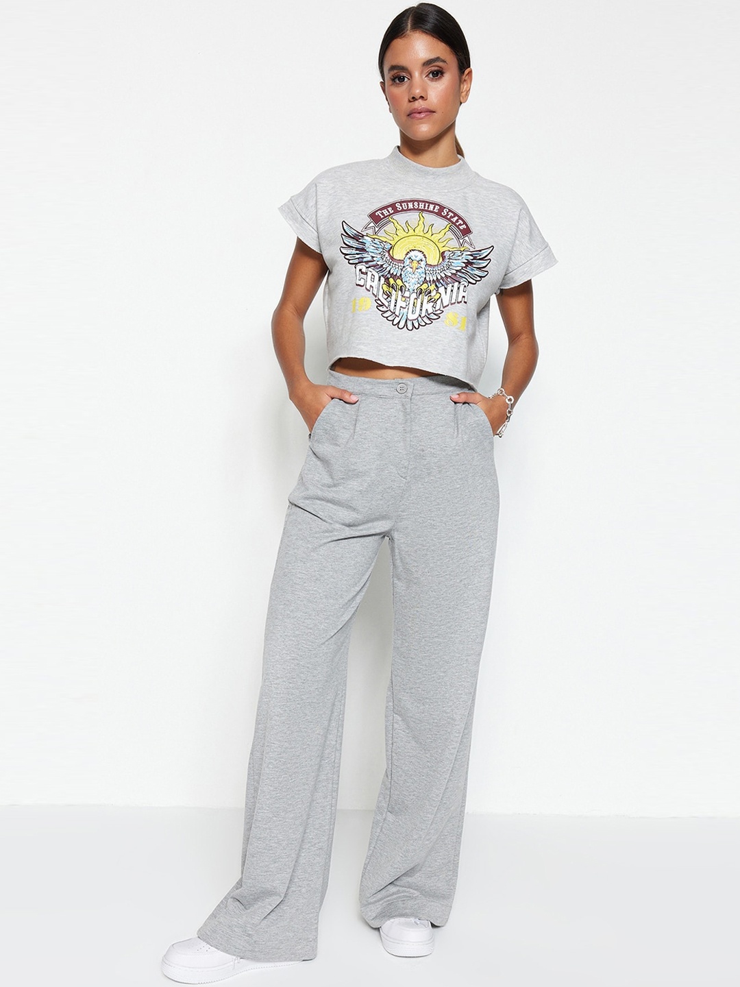 

Trendyol Women Mid-Rise Pure Cotton Trousers, Grey
