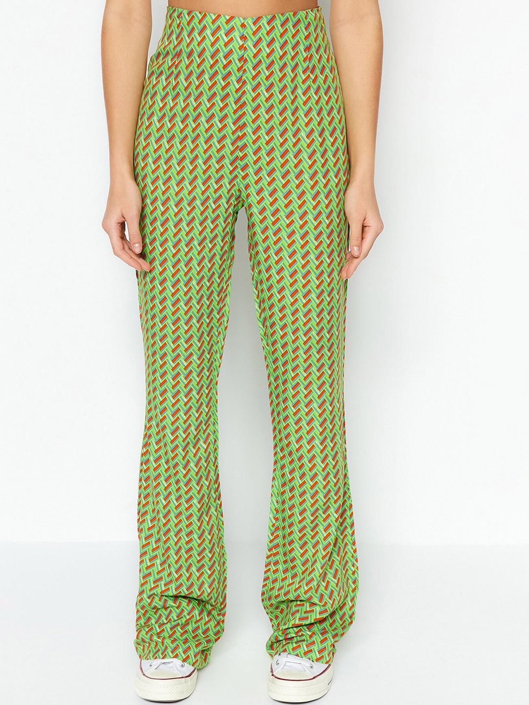 

Trendyol Women Geography Printed Trousers, Green