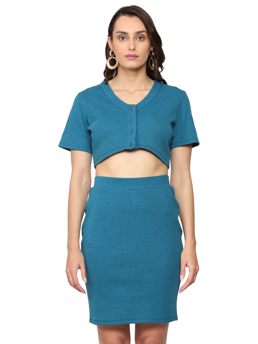 

ENTELLUS V-Neck Crop Top & Skirt, Blue