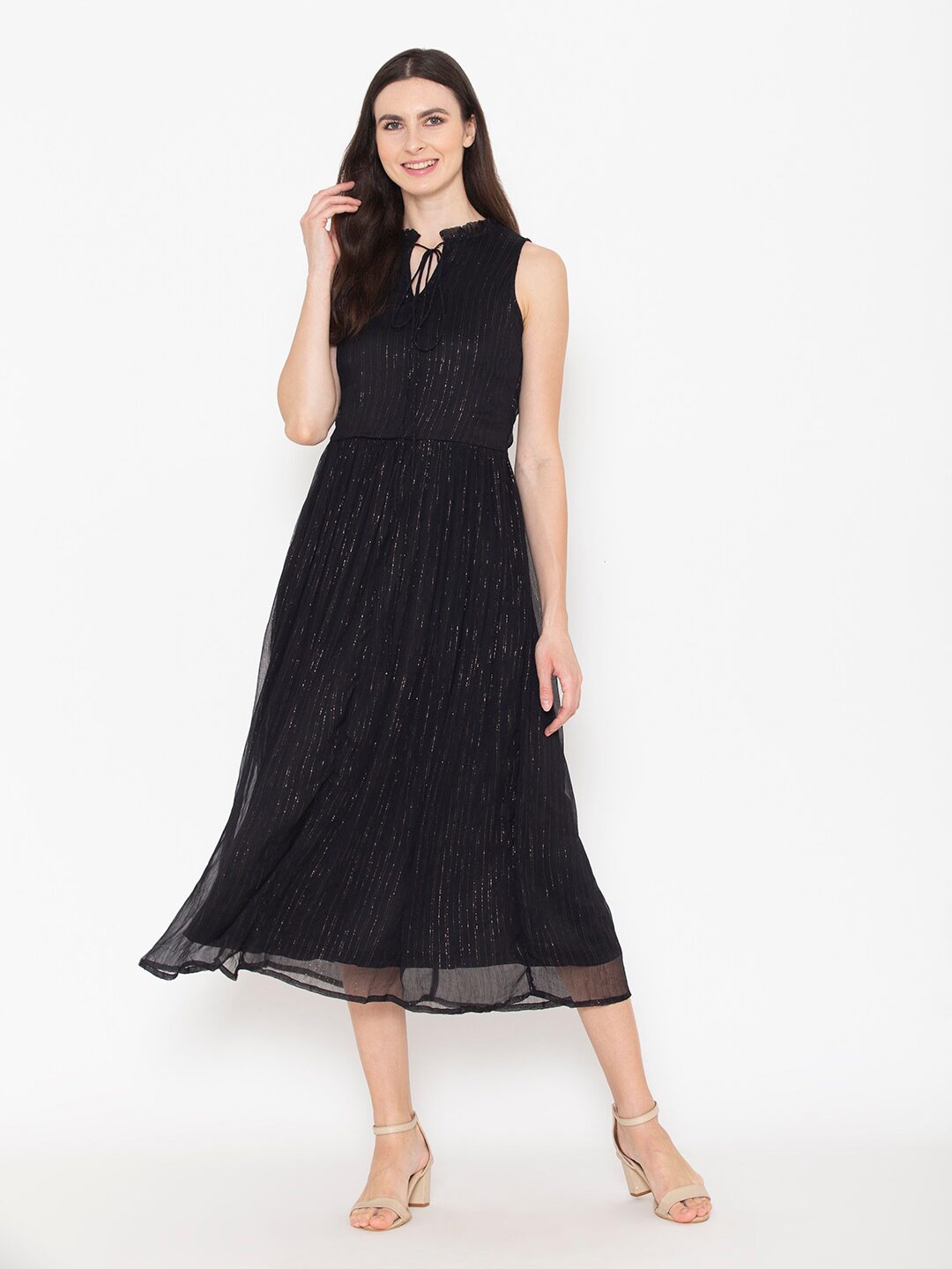 

ENTELLUS Tie-Up Neck A-Line Dress, Black