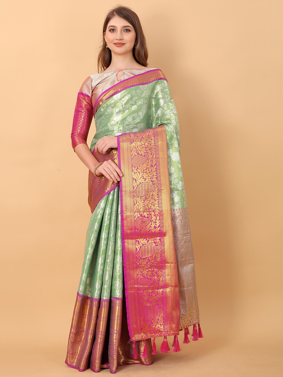 

Ekta Textiles Floral Woven Design Zari Pure Silk Banarasi Saree, Green