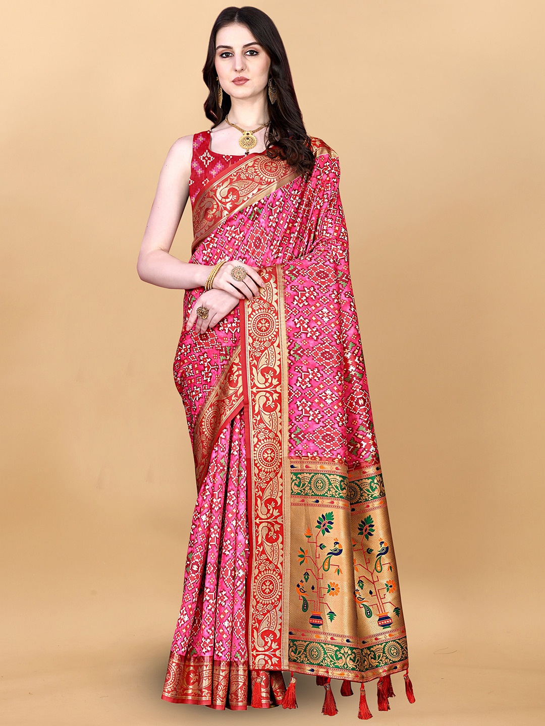 

Ekta Textiles Ethnic Motifs Printed Zari Pure Silk Banarasi Saree, Pink