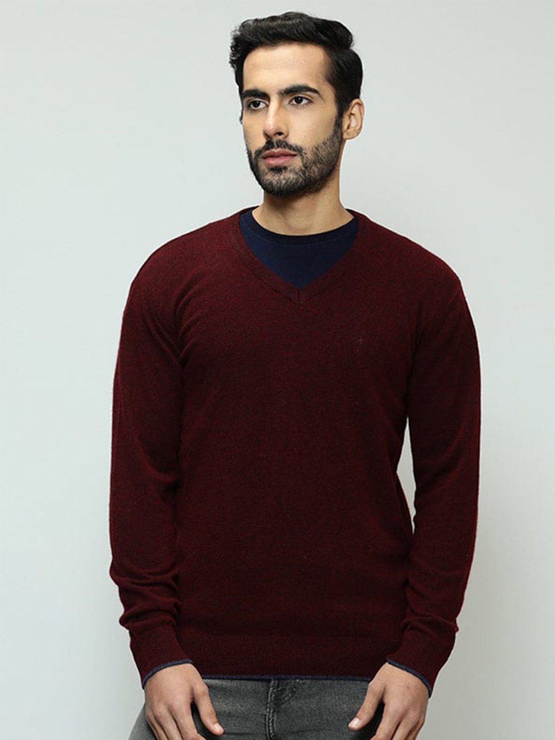 

Indian Terrain V-Neck Woollen Pullover, Maroon