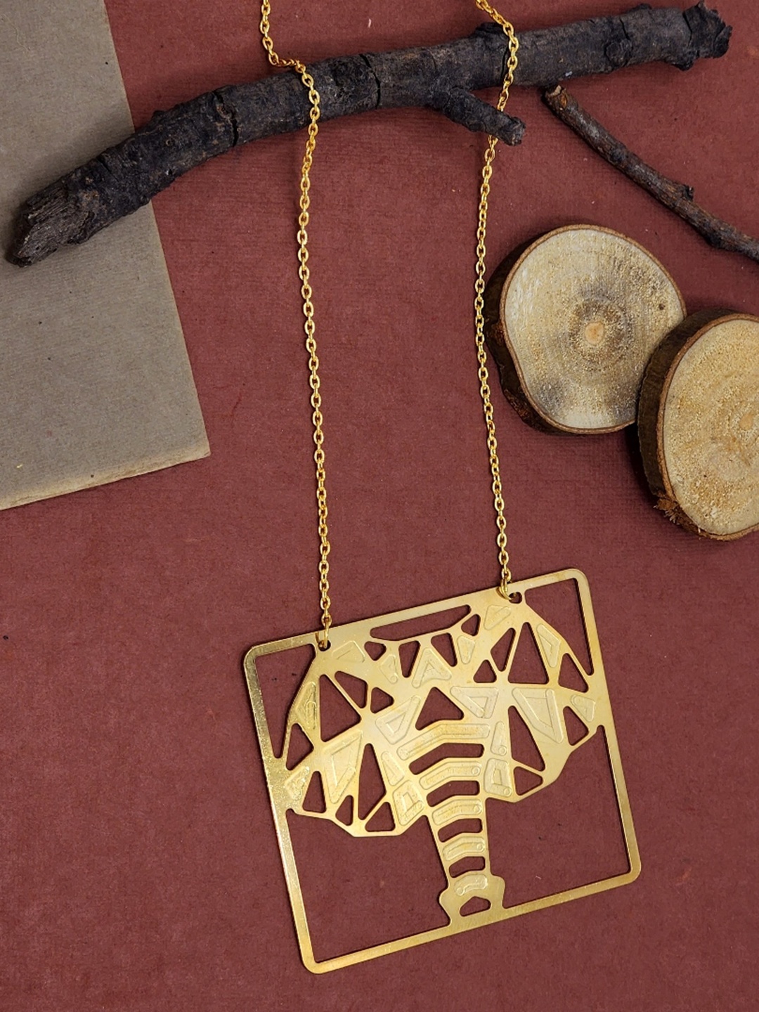 

Goldnera Gold-Plated Pendant With Chain