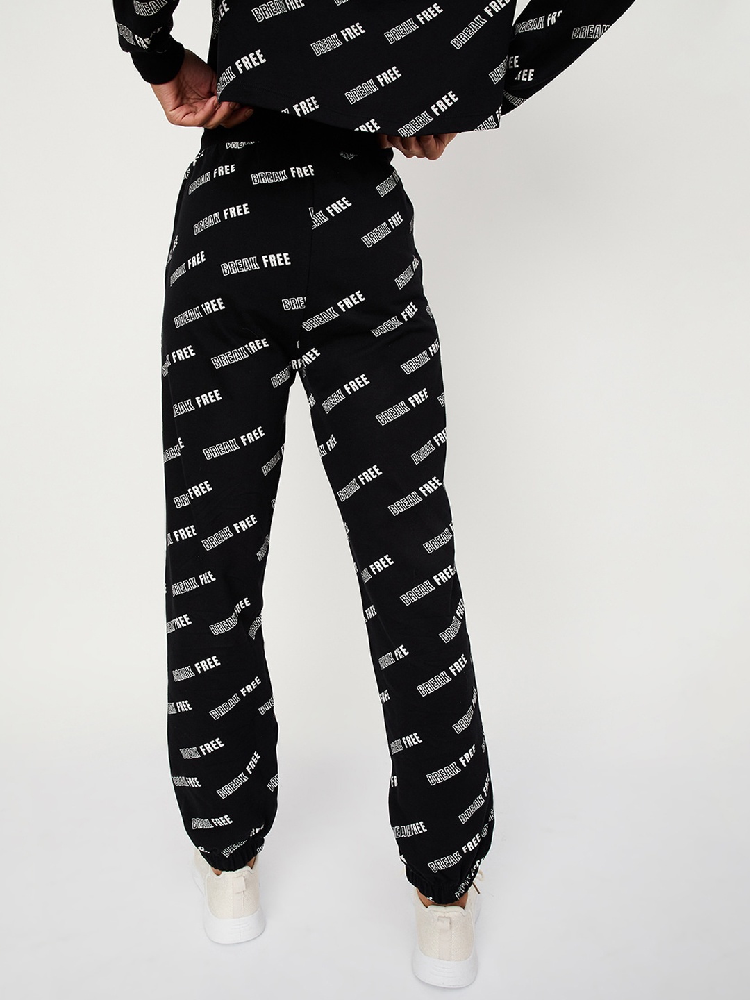 

max Women Typography Printed Pure Cotton Joggers, Black