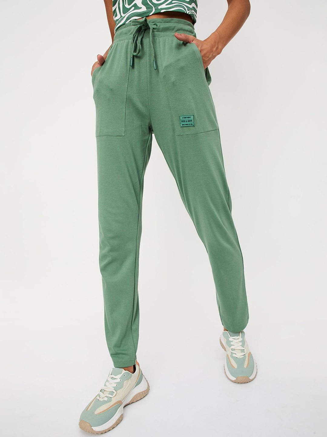 

max Women Mid Rise Track Pants, Green