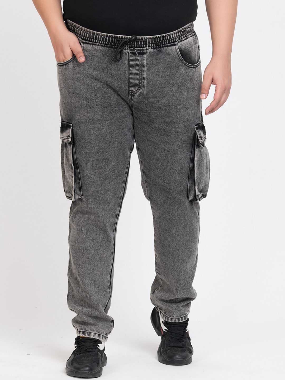 

Bene Kleed Plus Size Men Mid-Rise Clean Look Heavy Fade Cargo Jeans, Grey