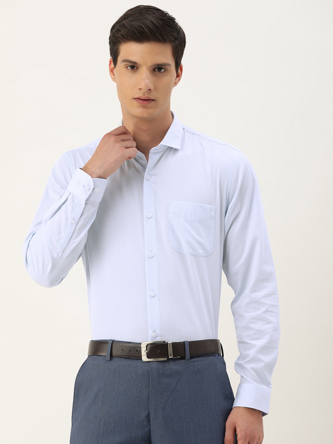 

Peter England Men Slim Fit Opaque Formal Shirt, Blue
