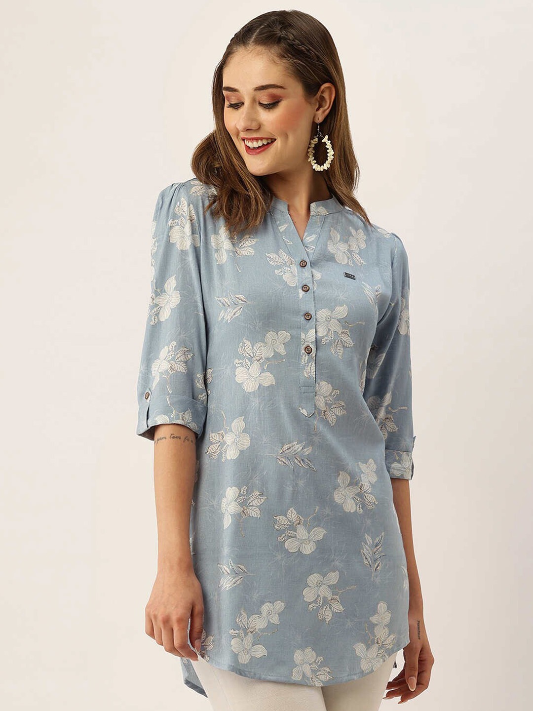 

ZOLA Blue & White Floral Printed Mandarin Collar Tunic