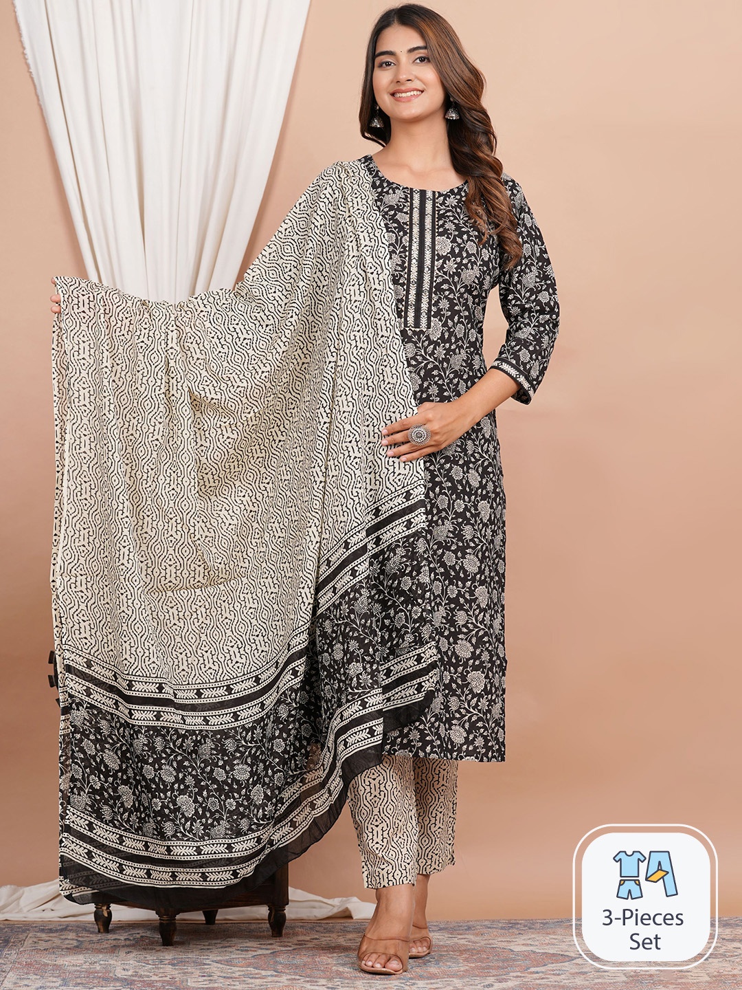 

ZOYOTO Floral Printed Gotta Patti Pure Cotton Kurta with Trousers & With Dupatta, Black