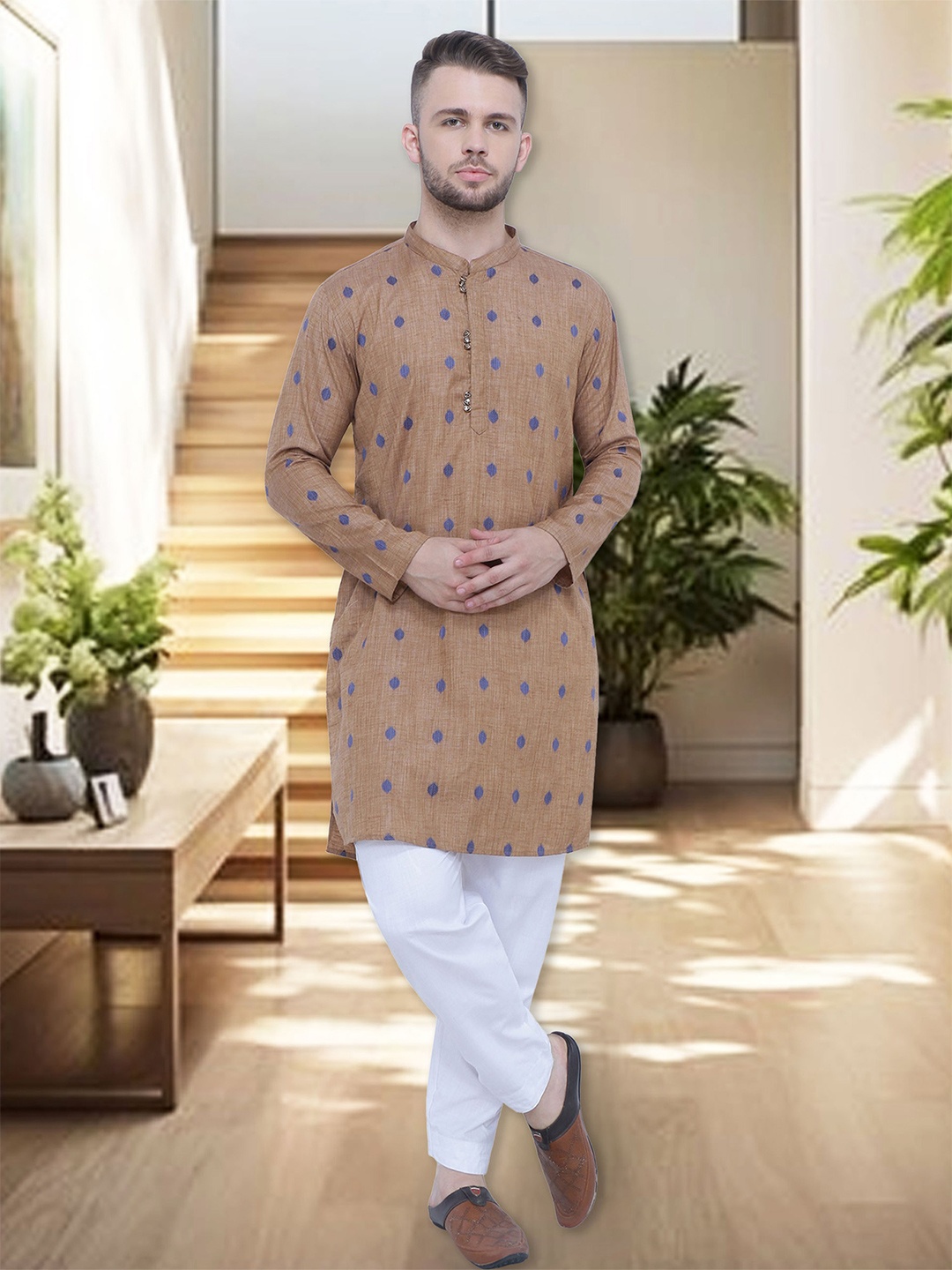 

Kuons Avenue Geometric Mandarin Collar Kurta, Beige