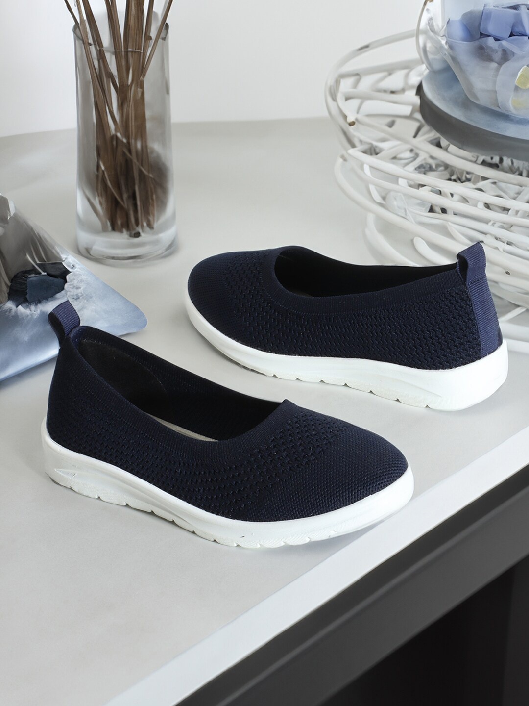 

DressBerry Women Blue Mesh Comfort Insole Slip-On Sneakers