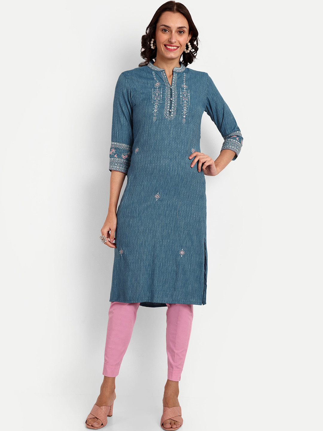 

KAVITA GUPTA Ethnic Motifs Embroidered Mandarin Collar Kurta, Teal