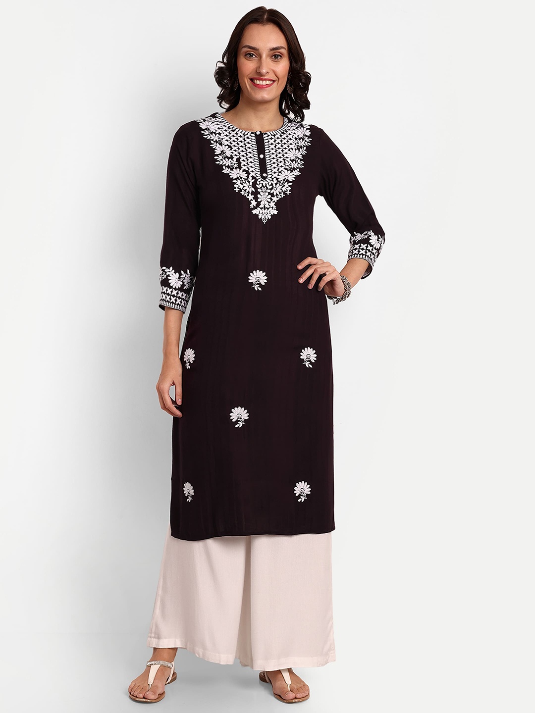 

KAVITA GUPTA Floral Embroidered Flared Sleeves Gotta Patti Kurta, Black