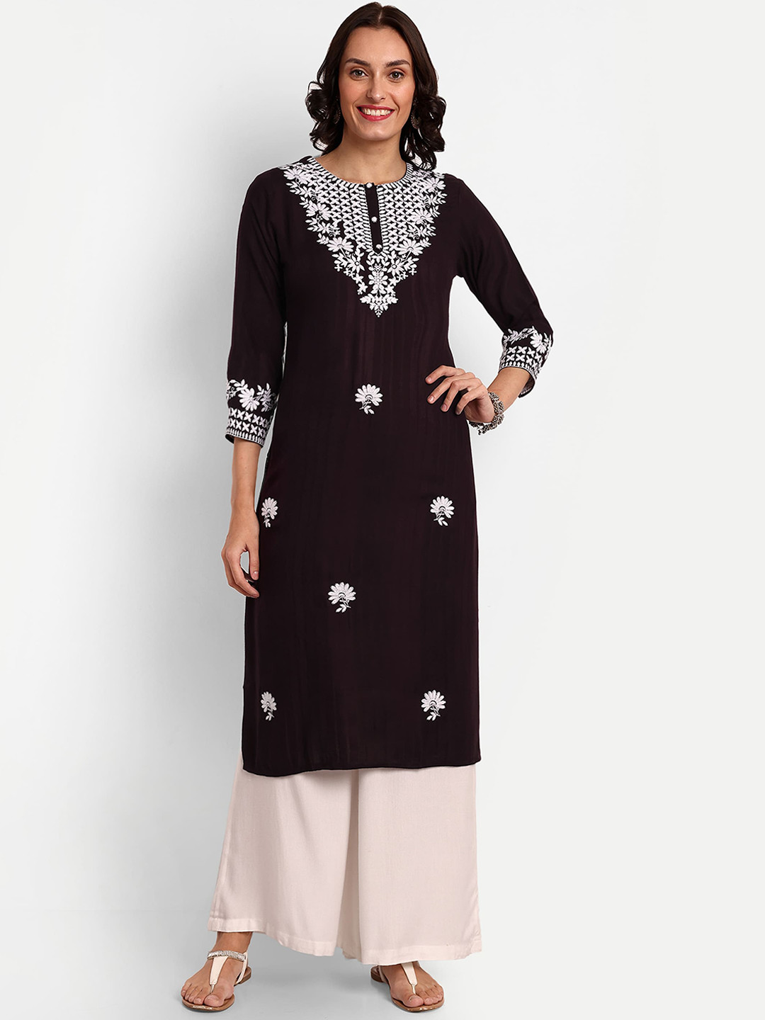 

KAVITA GUPTA Floral Embroidered Flared Sleeves Gotta Patti Kurta, Black