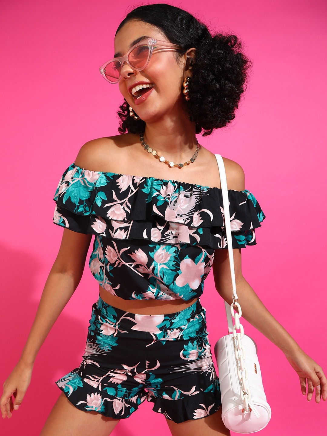

Popwings Floral Printed Off Shoulder Crop Top & Shorts, Black