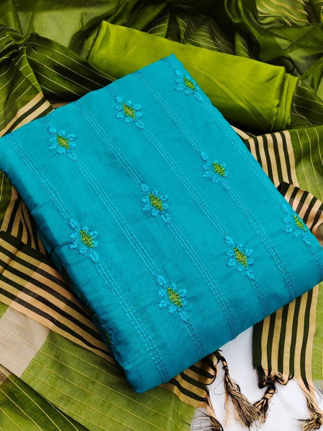 

APNISHA Floral Printed Unstitched Dress Material, Turquoise blue