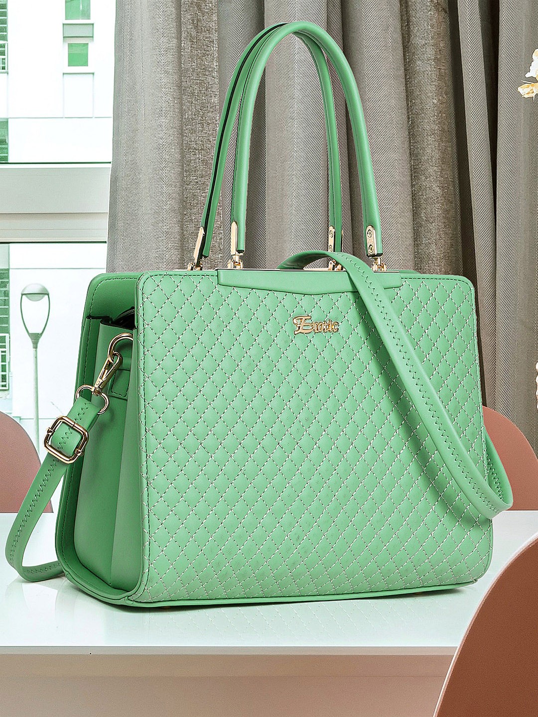

Exotic Textured Quilted Structured Handheld Bag, Green