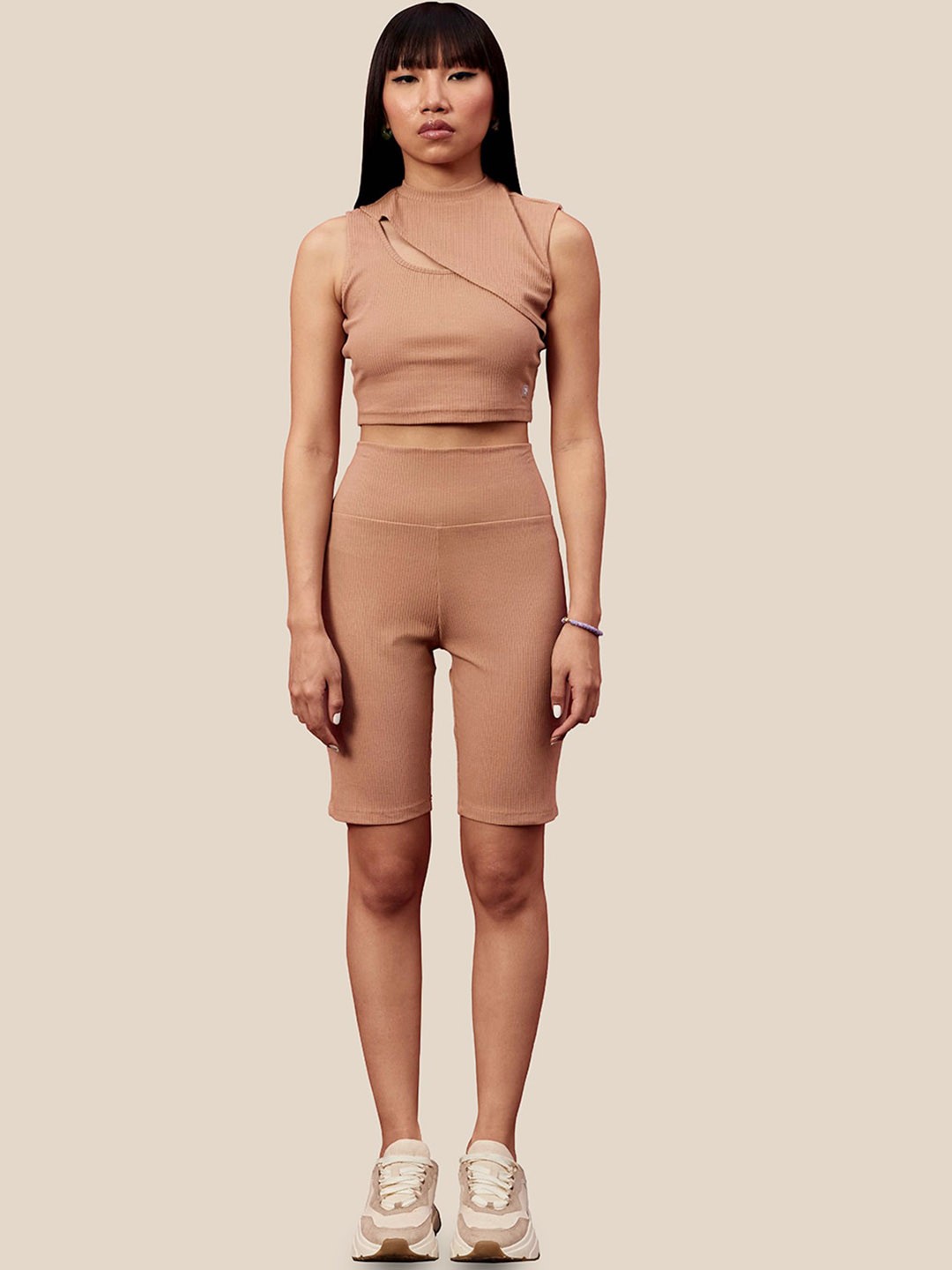 

Muvazo Ribbed Crop Top With Shorts Co-Ords Set, Beige
