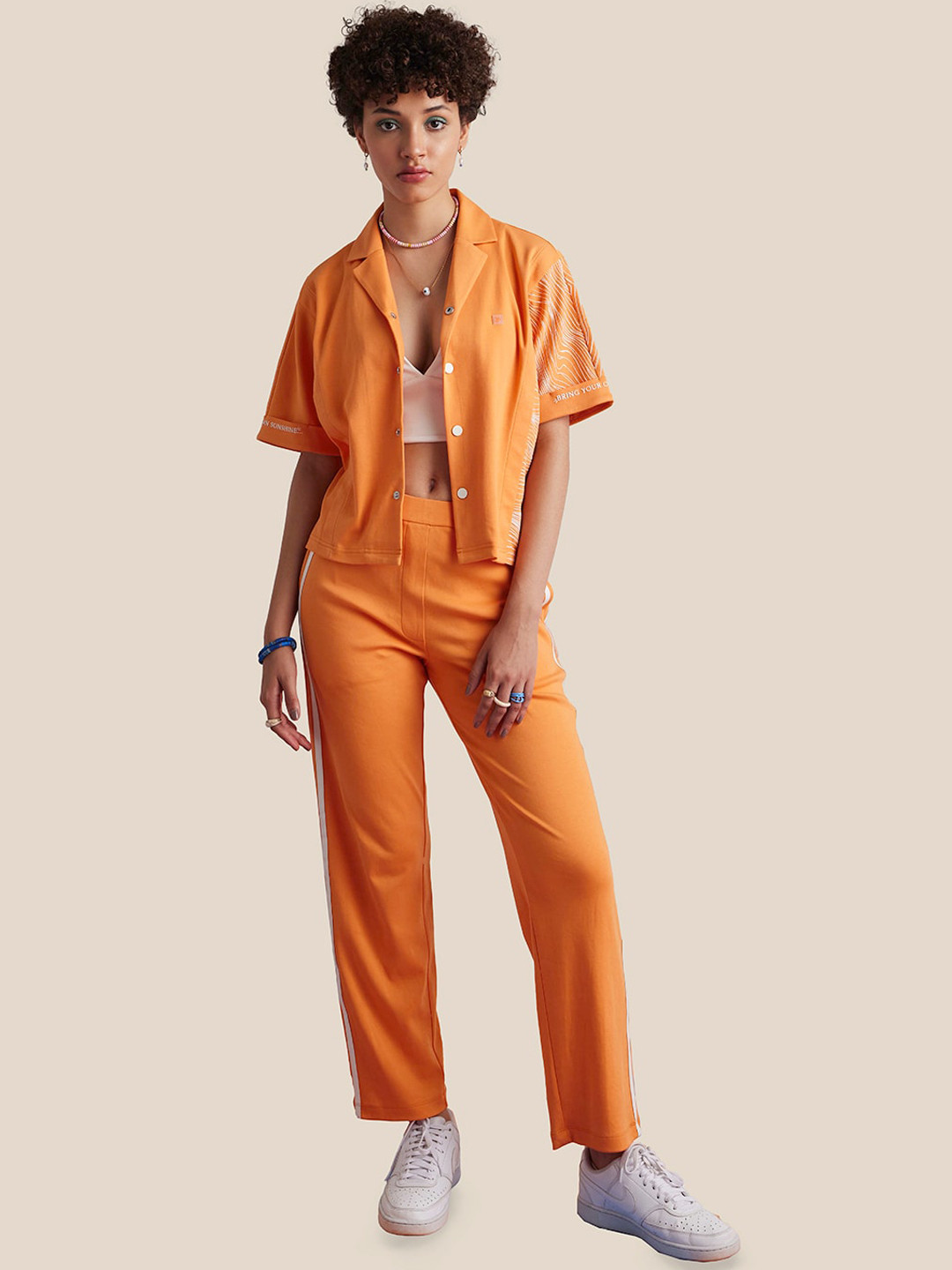 

Muvazo Printed Shirt Collar Straight-Fit Shirt & Trackpants, Orange