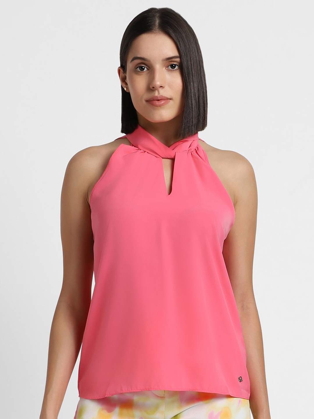 

Allen Solly Woman Keyhole Neck Sleeveless Top, Pink