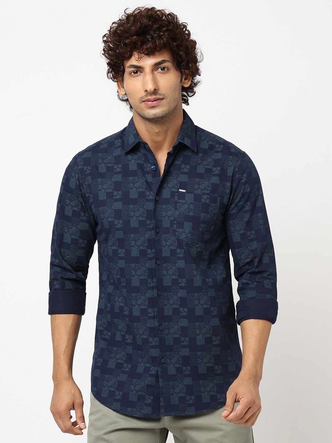 

Blue Buddha Opaque Abstract Printed Cotton Casual Shirt, Navy blue