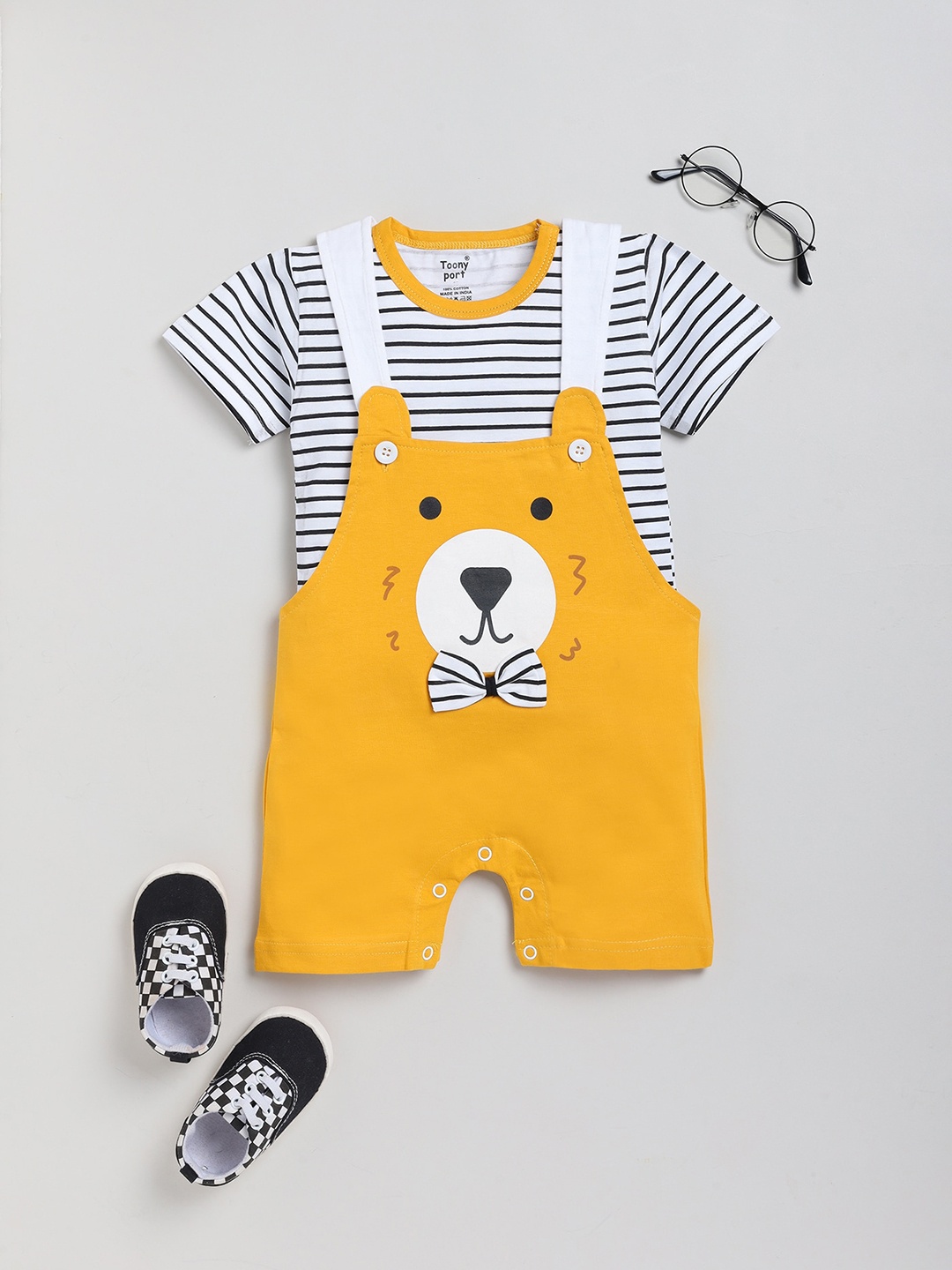 

Toonyport Infants Conversational Printed Pure Cotton Dungaree With T-shirt, Yellow