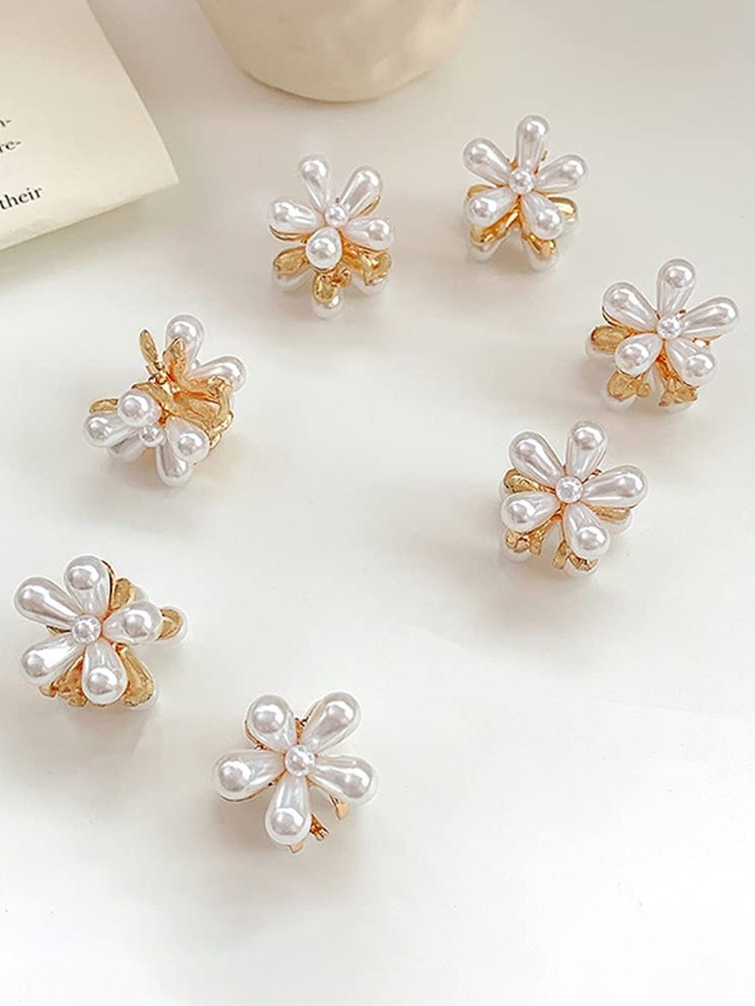 

DN Creation Set of 6 Embellished Claw Clip, White