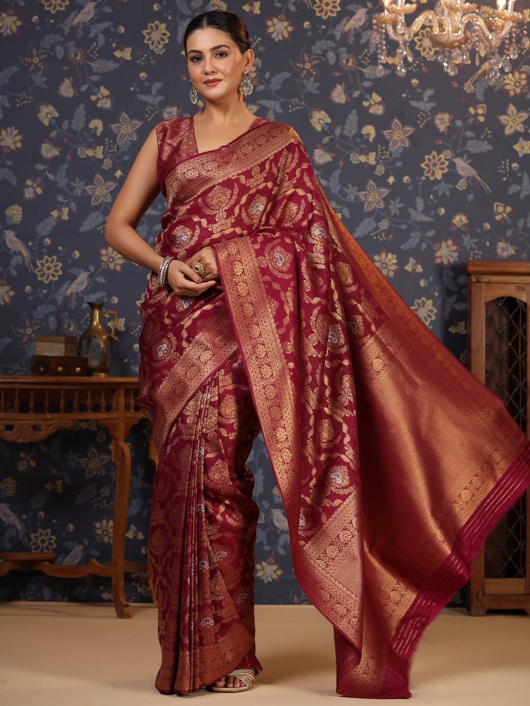 

House of Pataudi Woven Design Zari Saree, Burgundy