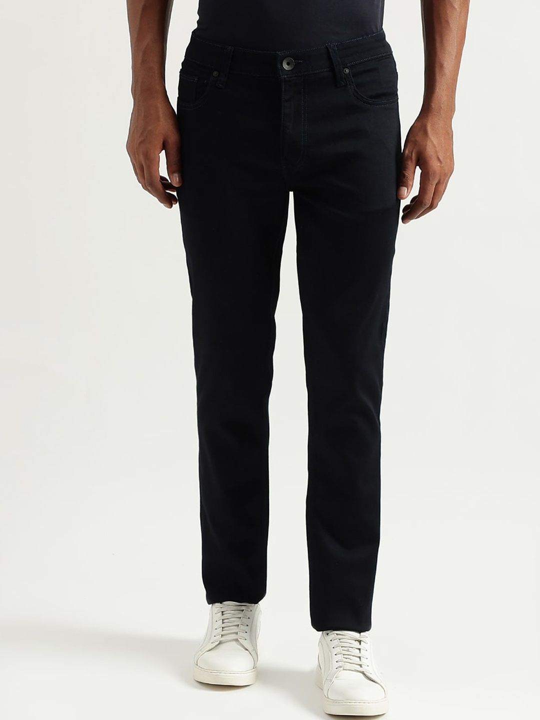 

United Colors of Benetton Men Skinny Fit Mid Rise Clean Look Jeans, Black