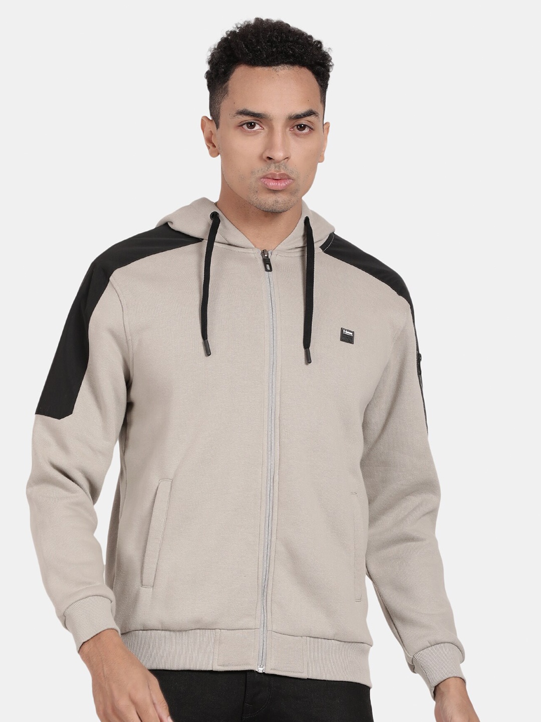 

t-base Hooded Long Sleeves Sweatshirt, Beige