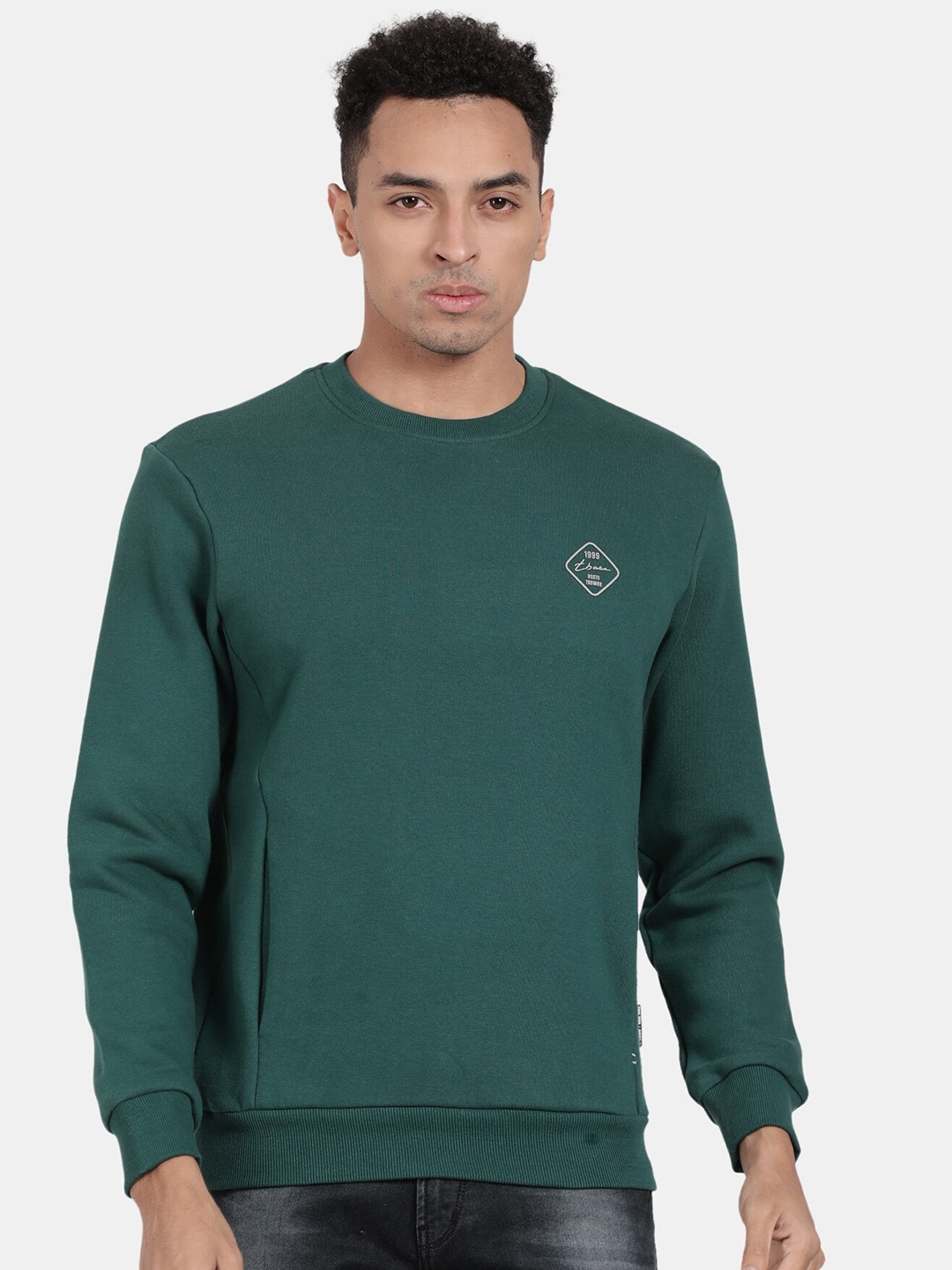 

t-base Men Solid Pullover Sweatshirt, Green
