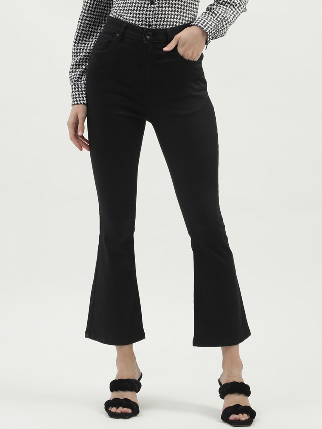 

United Colors of Benetton Women Bootcut High-Rise Clean Look Cotton Jeans, Black