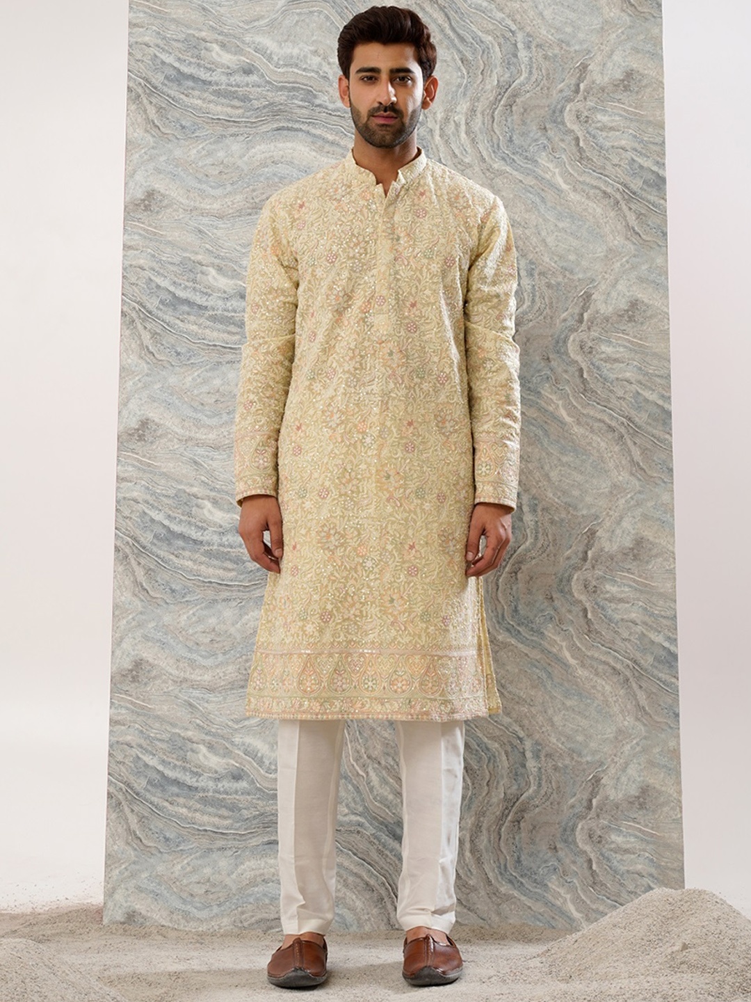 

KALPRAAG Sequinned Kurta With Trousers, Beige