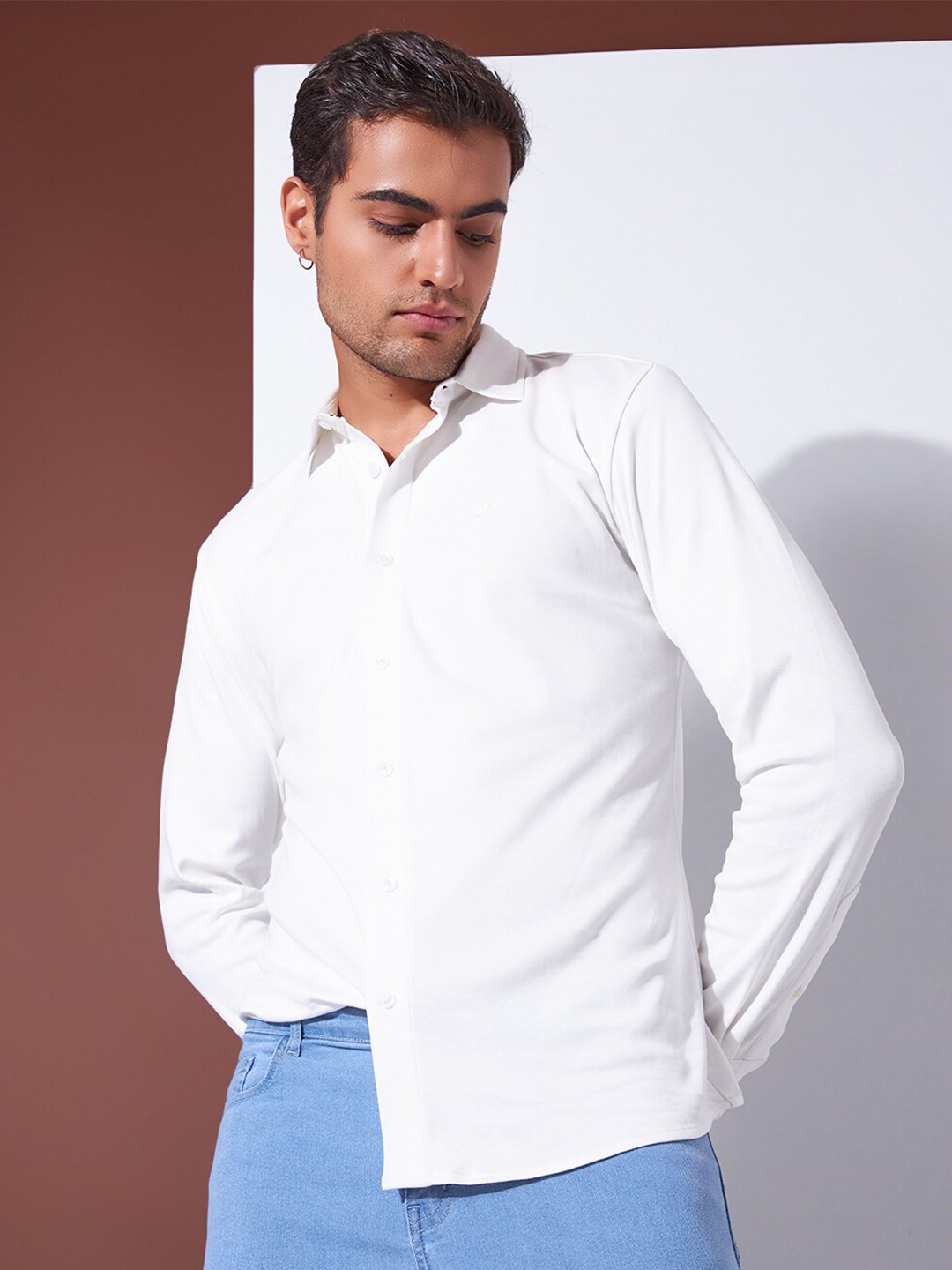 

Markle Moro Spread Collar Knitted Slim Fit Cotton Casual Shirt, White