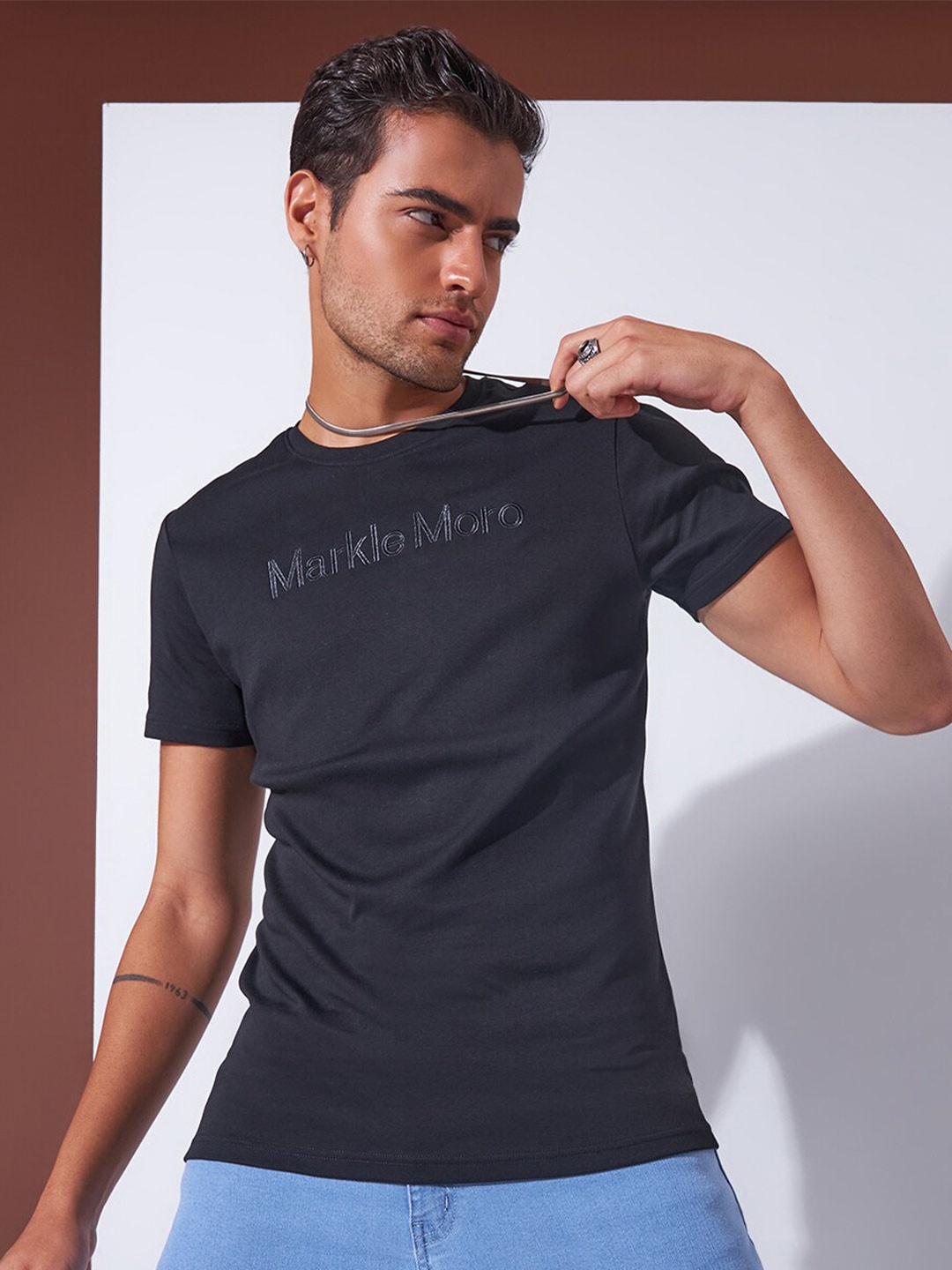 

Markle Moro Men Typography Slim Fit Cotton T-shirt, Black