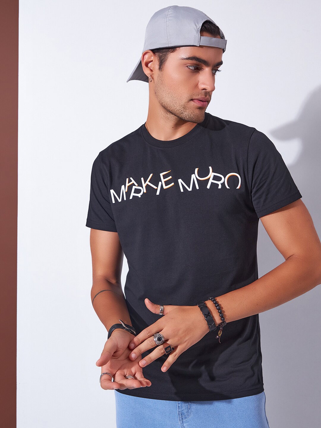 

Markle Moro Men Typography Printed Slim Fit Cotton T-shirt, Black