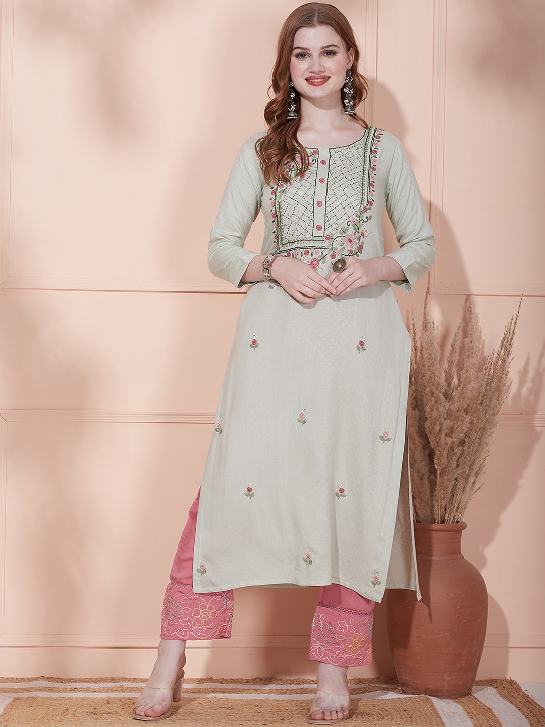 

FASHOR Green Floral Embroidered Yoke Design Thread Work Kurta