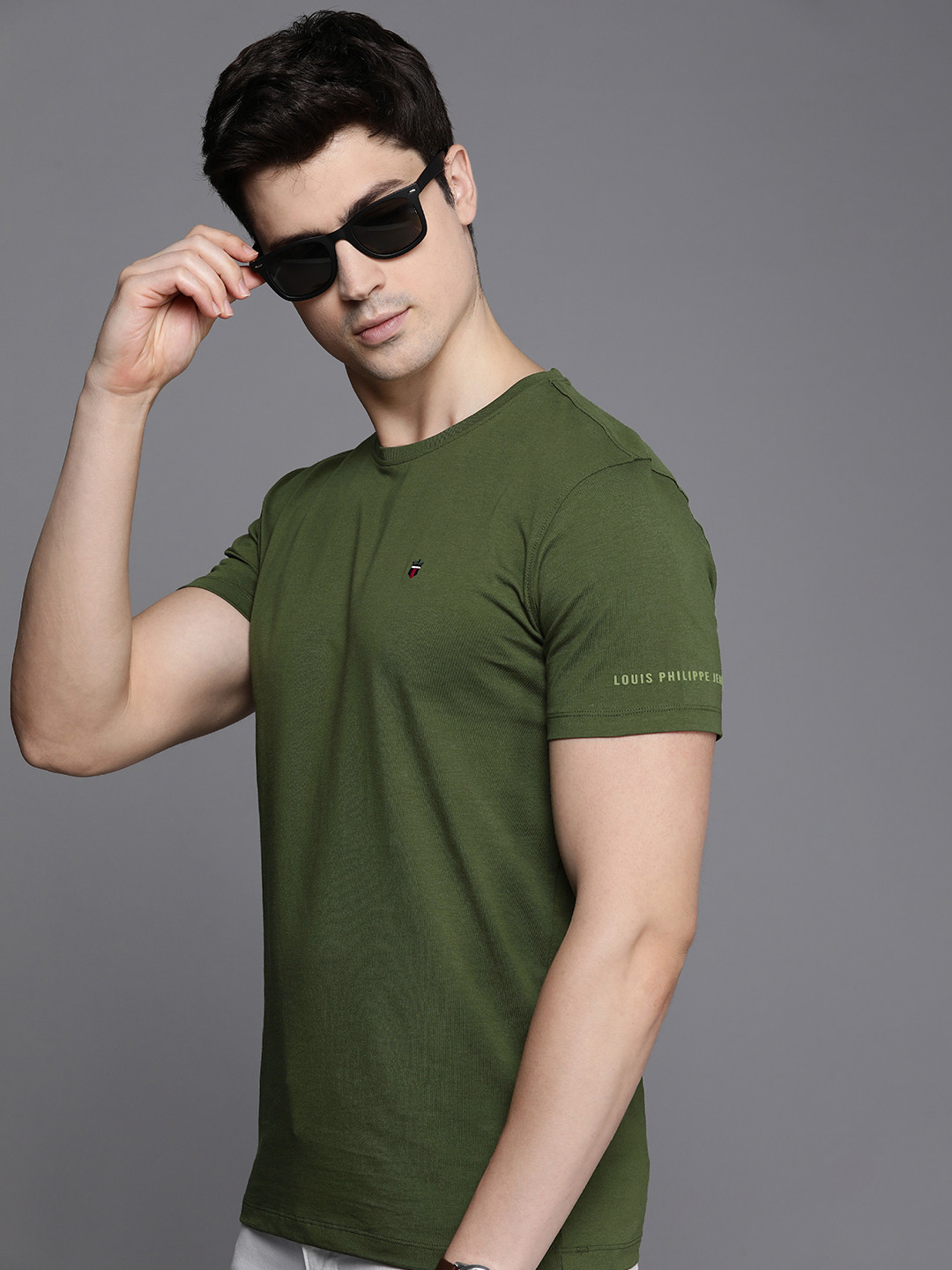 

Louis Philippe Jeans Pure Cotton Slim Fit Casual T-shirt, Olive