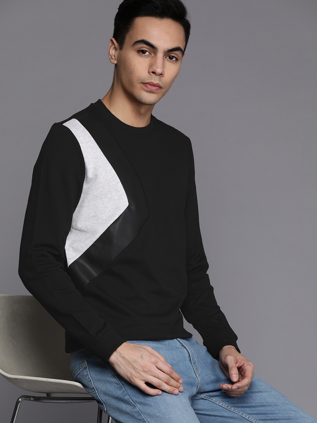 

Louis Philippe Jeans Pure Cotton Colourblocked Sweatshirt, Black