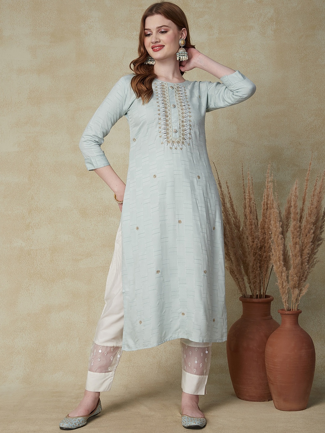 

FASHOR Geometric Yoke Design Stones & Beads Straight Kurta, Blue