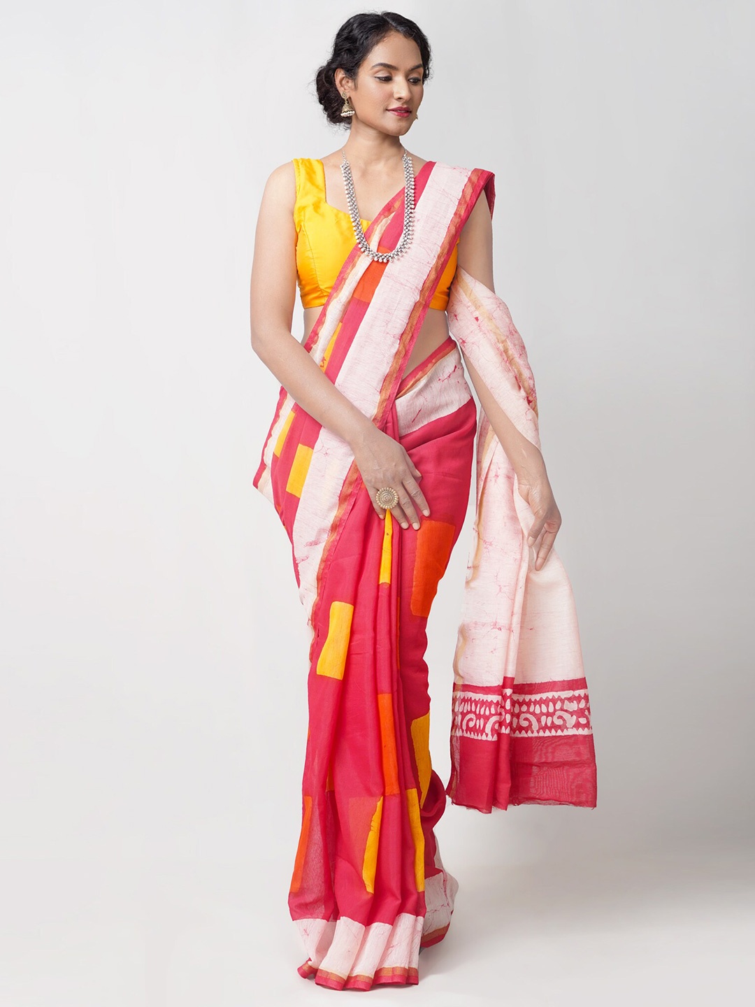 

Unnati Silks Batik Printed Zari Silk Cotton Handloom Chanderi Saree, Red