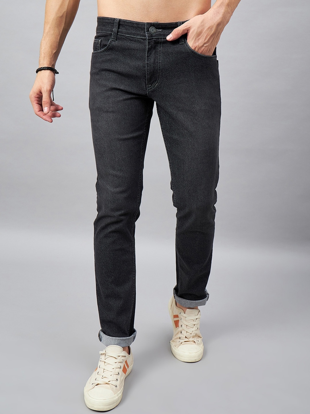 

STUDIO NEXX Men Tapered Fit Light Fade Stretchable Cotton Jeans, Black