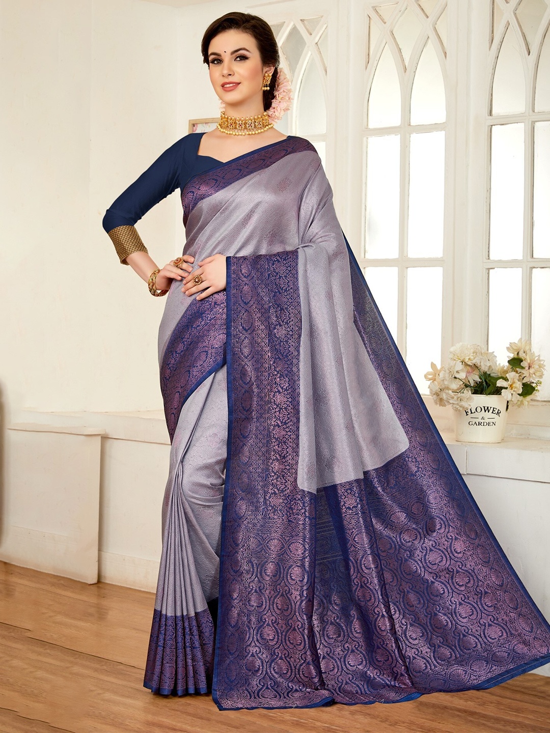 

HASRI Ethnic Motifs Woven Design Zari Pure Silk Kanjeevaram Saree, Grey