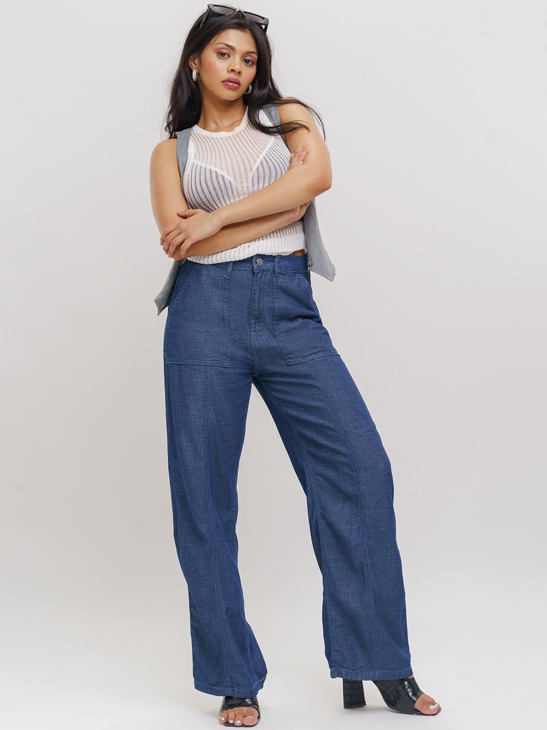 

FREAKINS Women Straight Fit High-Rise Medium Shade Pure Cotton Clean Look Jeans, Blue