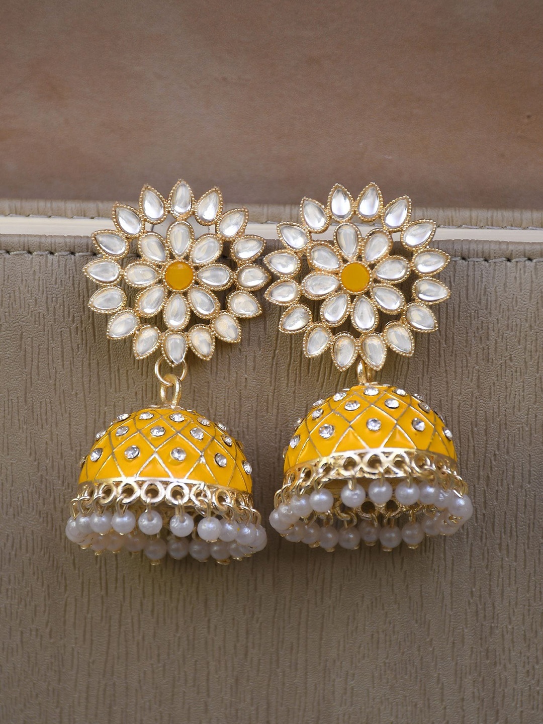 

Crunchy Fashion Gold-Plated Dome Shaped Kundan-Studded & Beaded Jhumkas