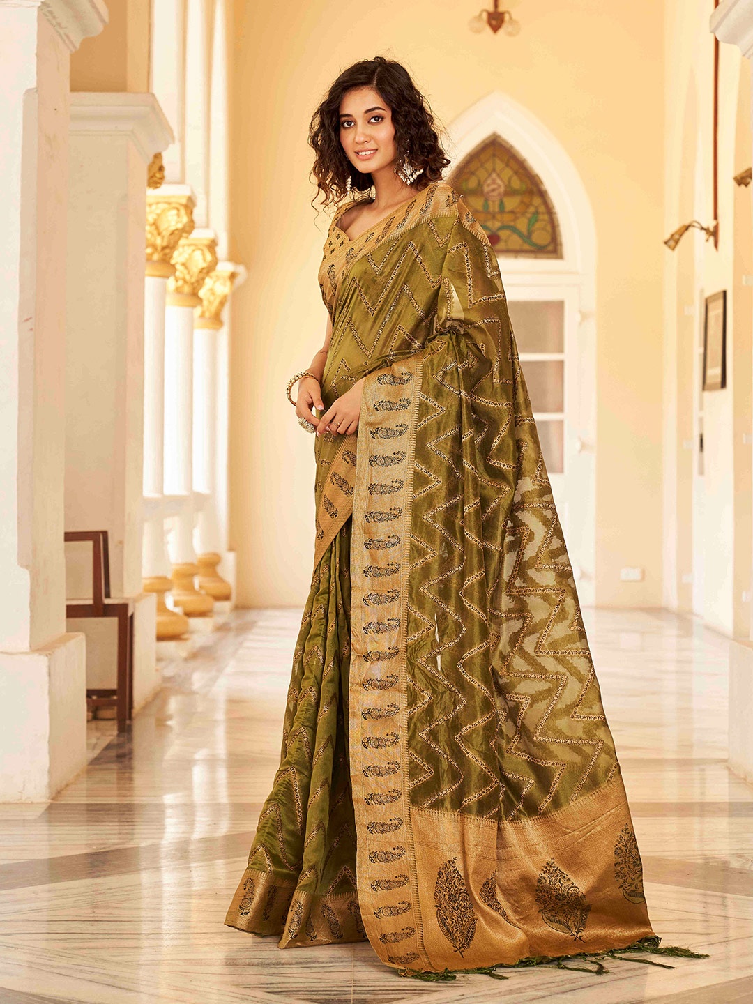

Tikhi Imli Woven Design Zari Ready to Wear Saree, Olive